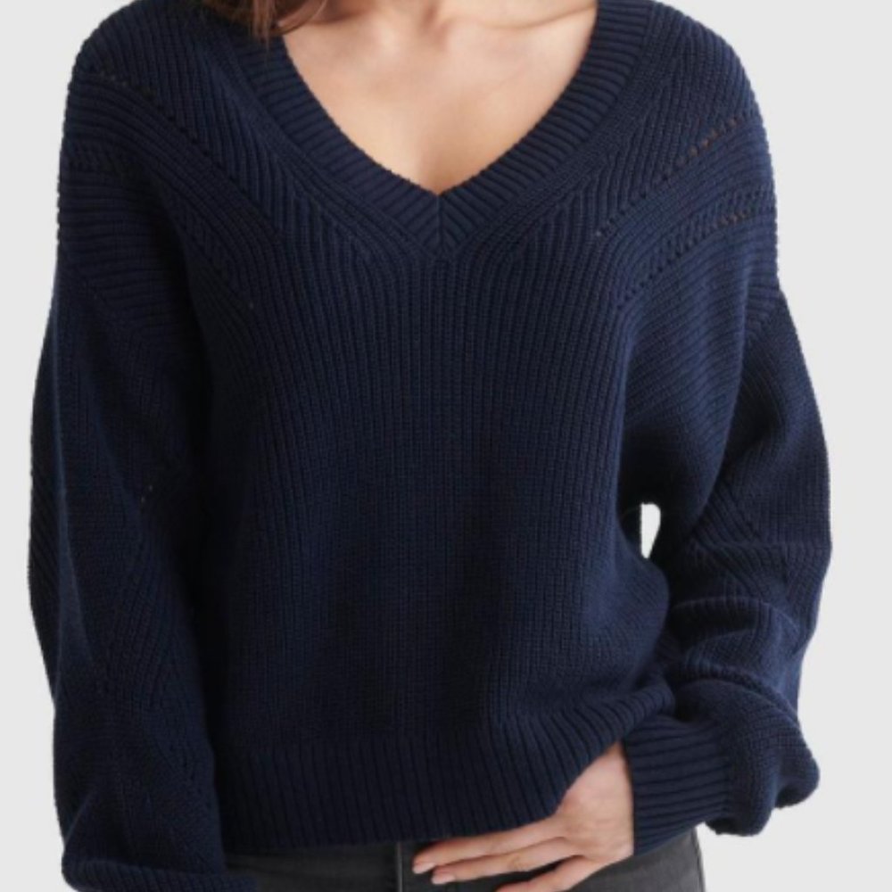 On Trend Lucky Brand Reversible Sweater Sz XS